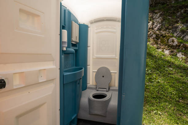 Portable Toilet Rental for Emergency Services in Santa Ana, CA